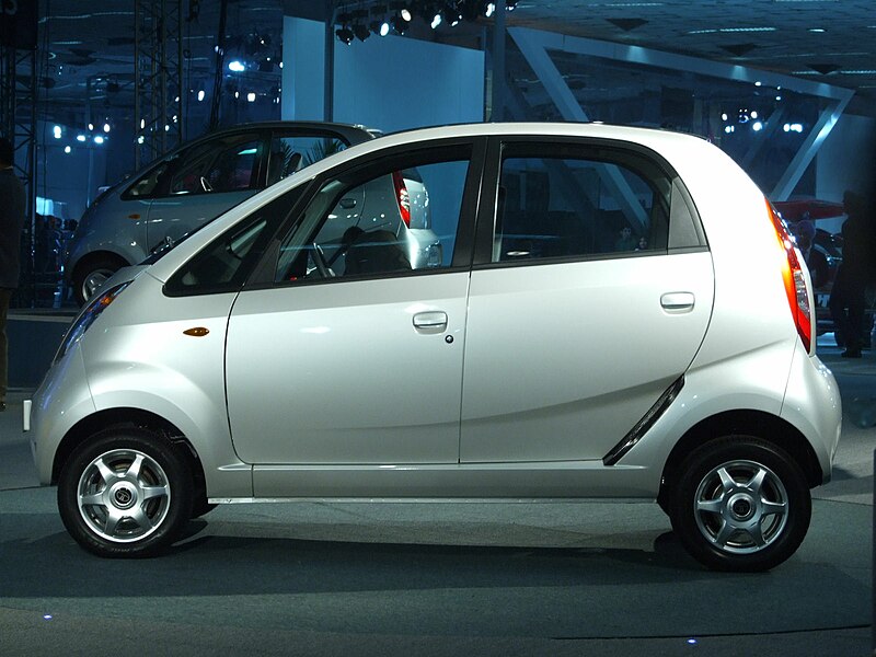 Файл:Tata Nano .jpg