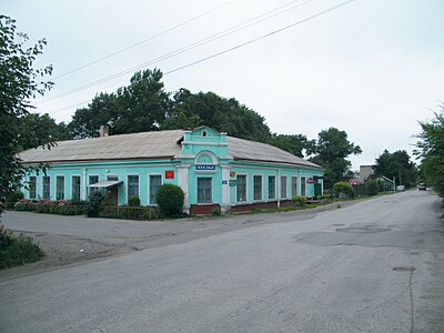 Торговое здание начала XX века возле городского рынка