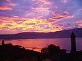 Vista del río Miño en el embalse de Castrelo desde Valdepereira