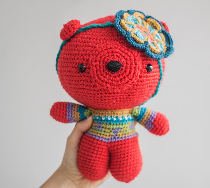 Файл:Amigurumi-bear.jpg