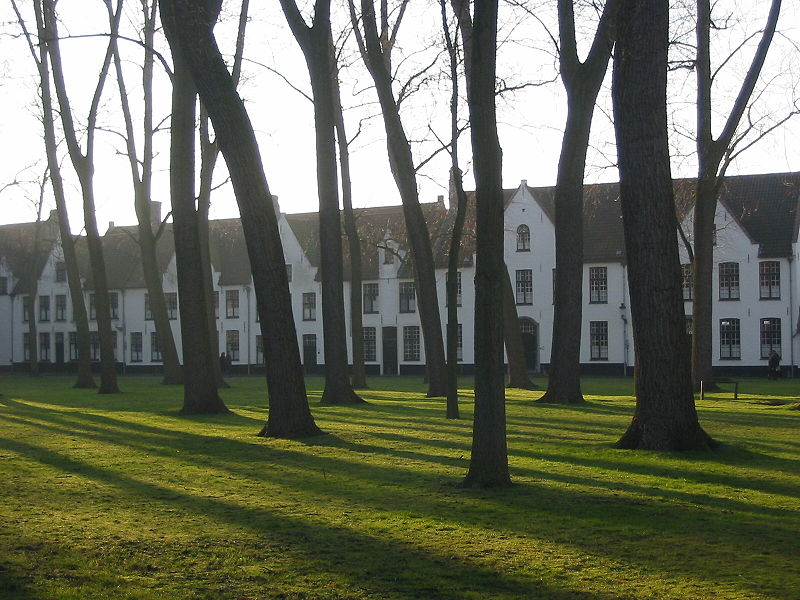 File:Brugge beguinage.JPG