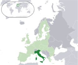 Location of Italy (dark green) – in Europe (light green & dark grey) – in the European Union (light green)  –  [Legend]