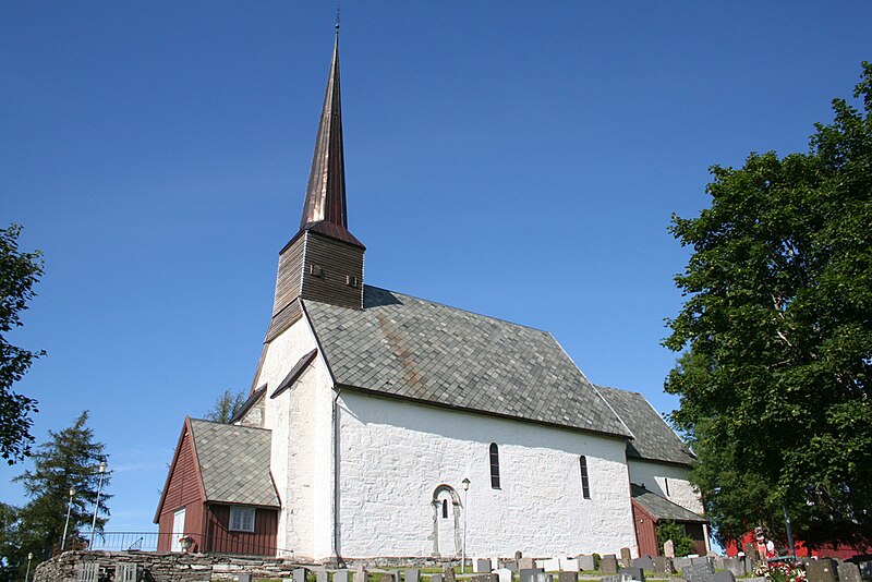 File:Mære kirke.jpg