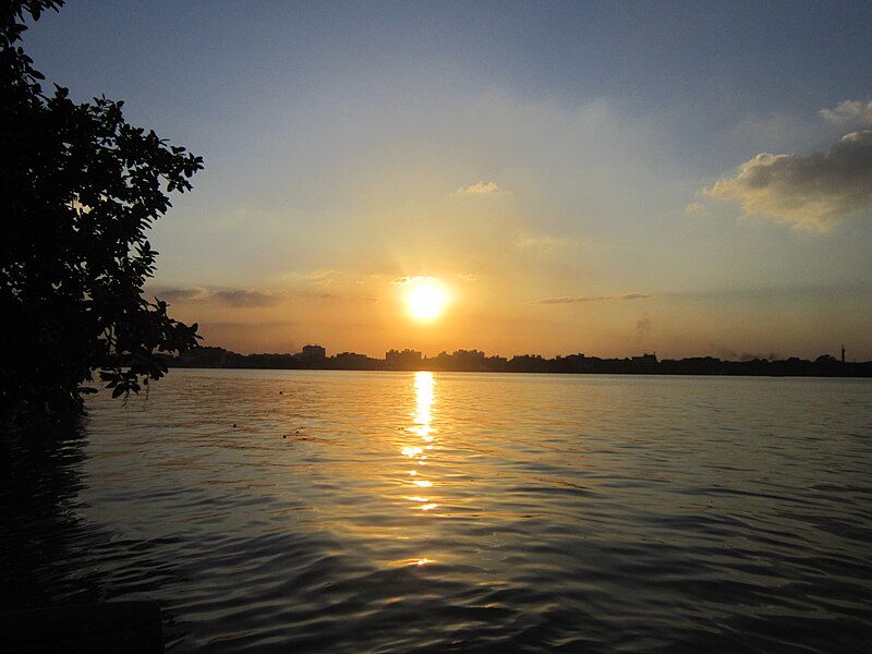 Archivo:River Ganges.JPG