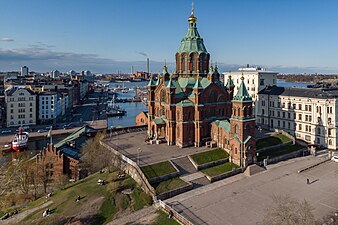 The cathedral and its surroundings in April 2020