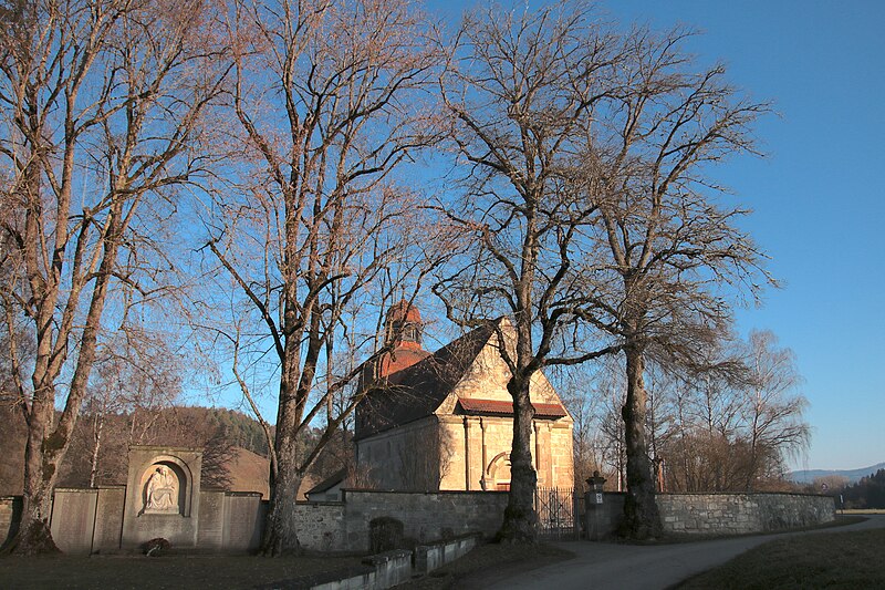 File:Weilerkirche Owingen (06).jpg