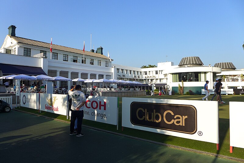 File:Fanling Clubhouse 201612.jpg