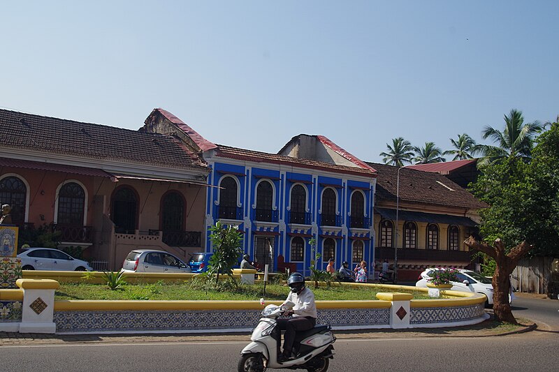 File:IN-Goa-margao-strasse.jpg