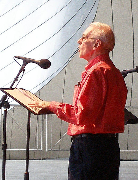 File:John Mahoney.jpg