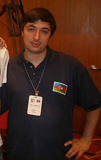 Аскеров в 2007 году