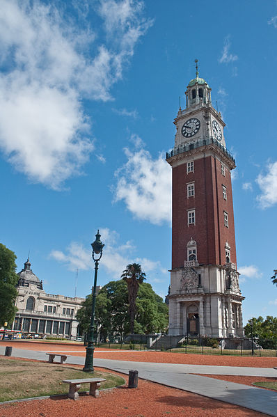 Файл:Torre Monumental.jpg