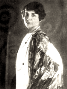 Estelle Liebling, 1928.png