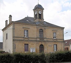 The town hall in Inor