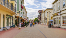 Jomas Street, Jurmala, Latvia.png