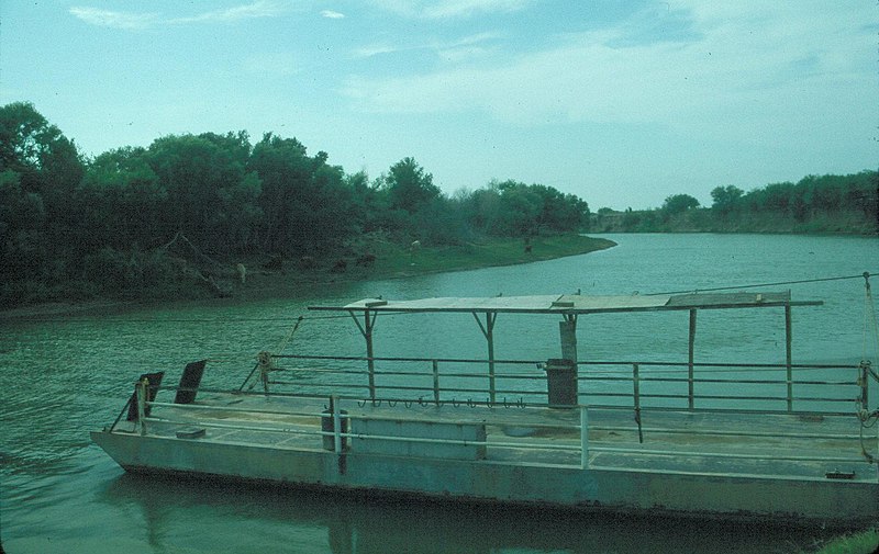 Файл:Los-ebanos-ferry.jpg