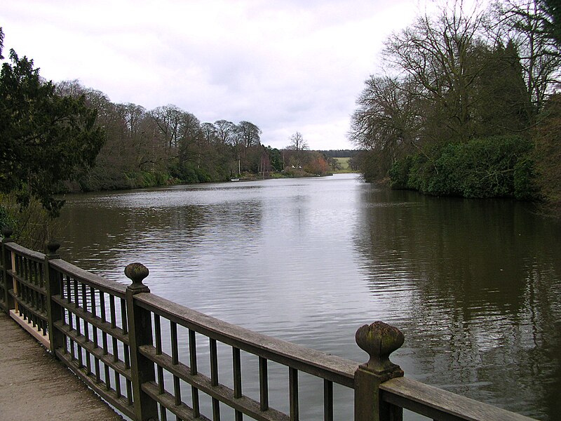 File:Harewood Lake.JPG