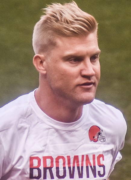 File:Josh McCown (29136807125) (cropped).jpg