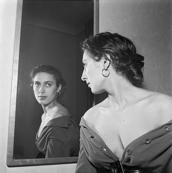 Archivo:Katarina Taikon 1953.jpg