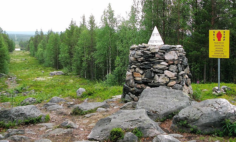 File:Russia-Norway-Finland border.jpg