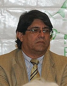 Carlos Canales.jpg