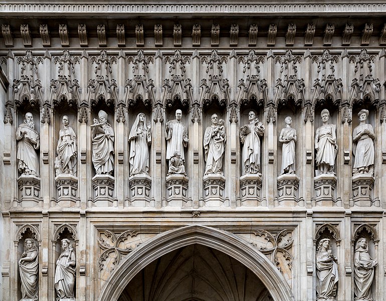 File:London UK Sculptures-at-Westminister-Abbey-Westgate-01.jpg