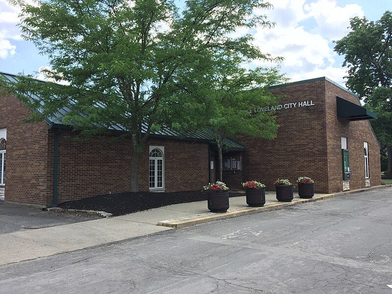 File:Loveland City Hall 2019.jpg