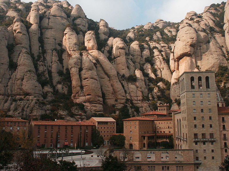 File:MontserratMonastery01.jpg