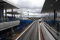 Eastbound rebuilt Heatherdale station, February 2017