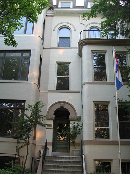 Archivo:EmbassyParaguayWashingtonDC.JPG