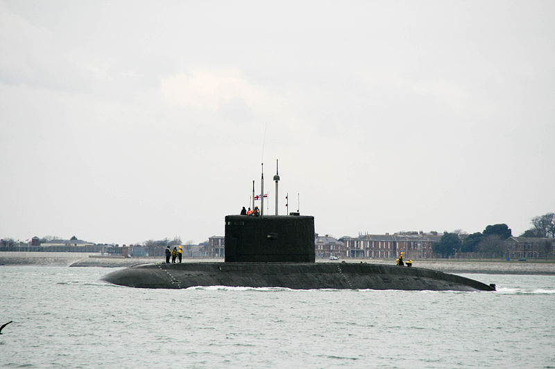 Archivo:INS Sindhurakshak (S63)-6edited.jpg