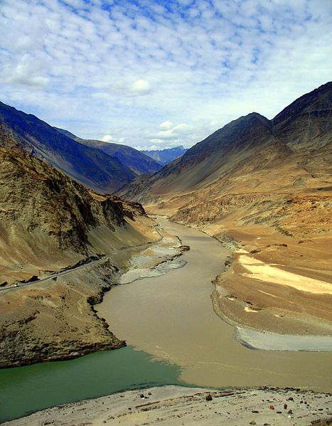 File:Indus Zanskar confluence.jpg