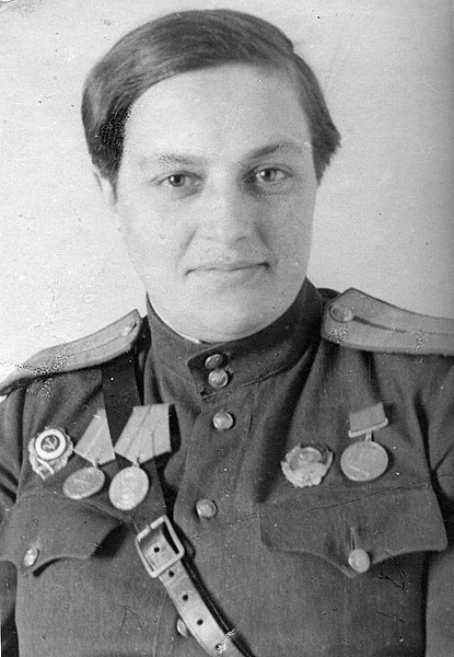 File:Lyudmila Pavlichenko portrait.jpg