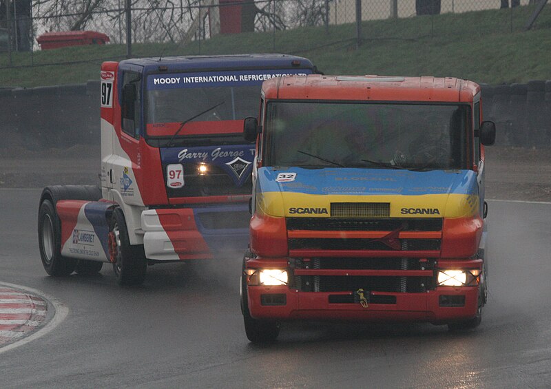 File:TruckRacing.jpg