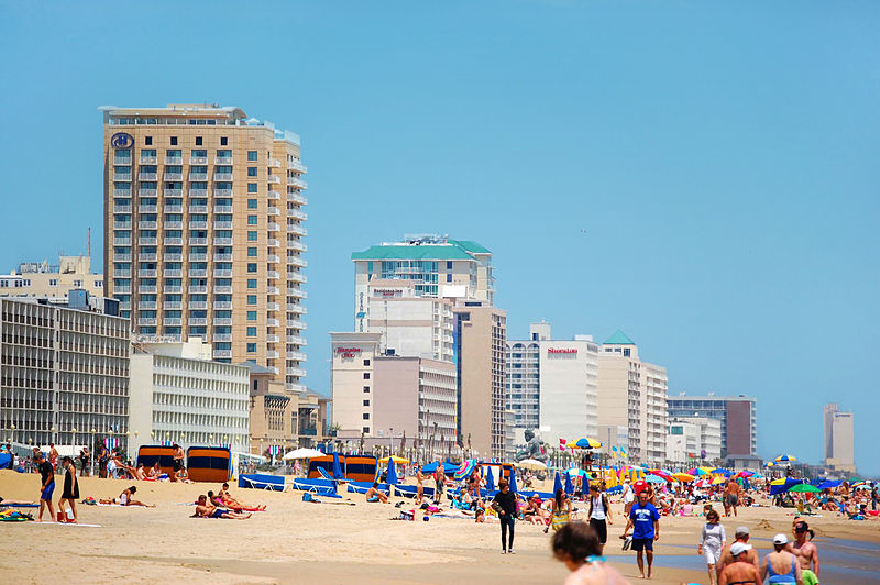 Файл:Virginia Beach waterfront.jpg