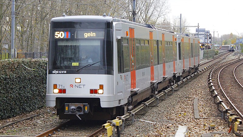 File:Amsterdam Metro S3–M4, 2022.jpg