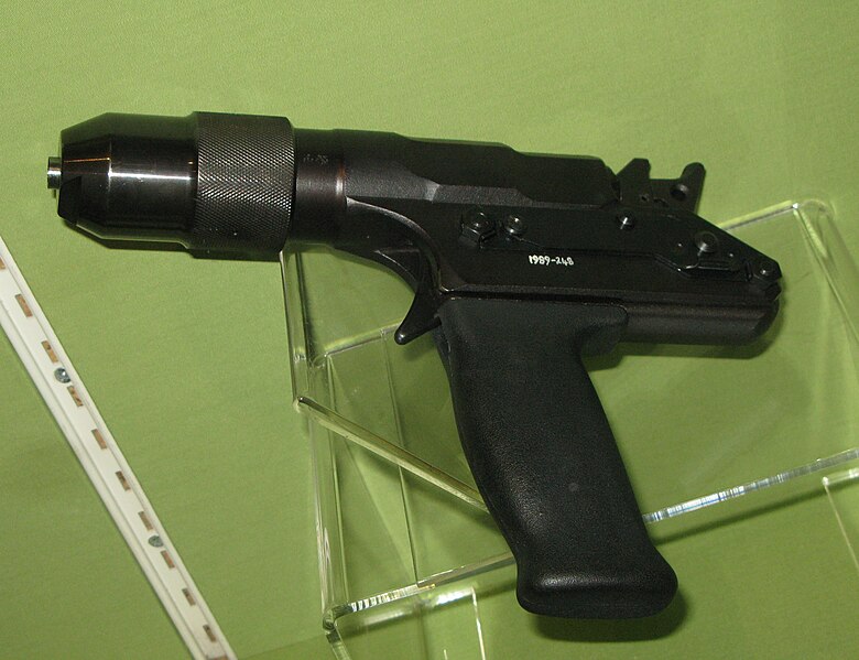 File:Cash's captive bolt pistol.jpg