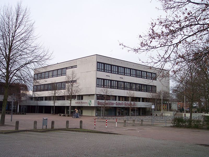 File:Geschwister Scholl Realschule Emsdetten.jpg