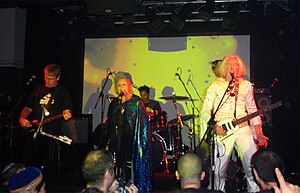 Gong live in Tel Aviv, 31 October 2009 Steve Hillage, Gilli Smyth, Chris Taylor, Dave Sturt, Daevid Allen (from left to right)