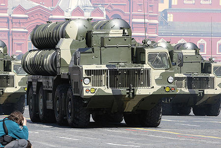 Зенитно ракетный комплекс С-300В Машиностроительного завода имени М. И. Калинина