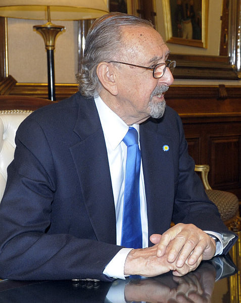 File:César Pelli (cropped).jpg