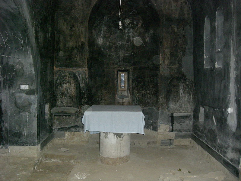 File:Devič Monastery interior.jpg