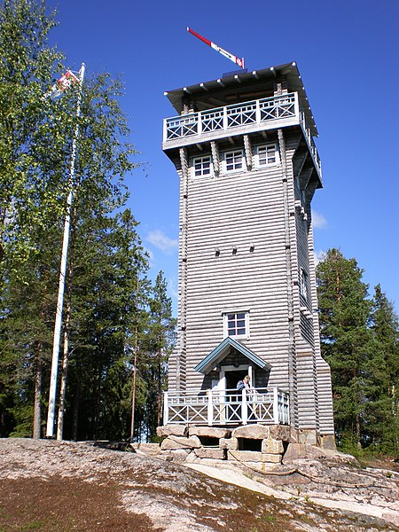 File:Aussichtsturm Karstula.JPG