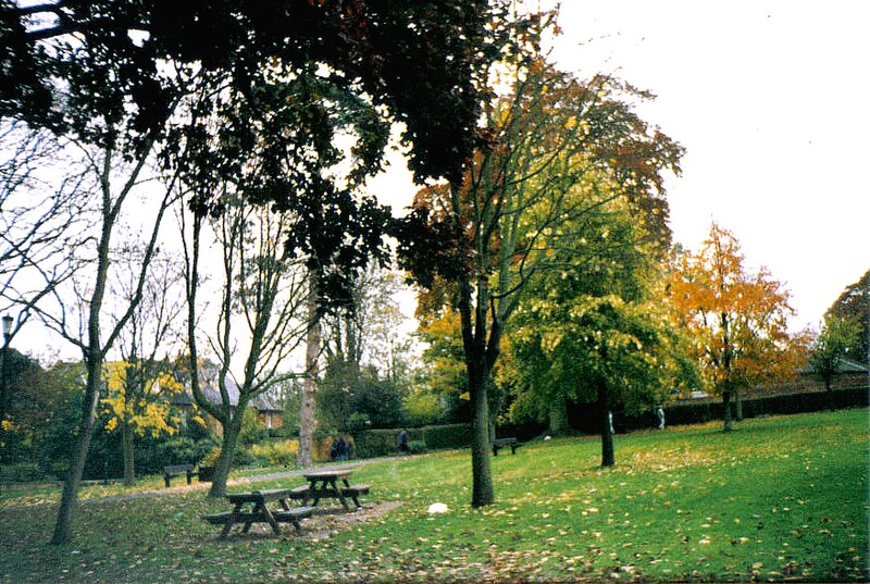 File:Banbury People's park.jpg