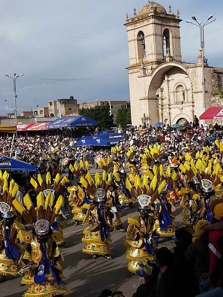 Archivo:Carnaval de juliaca.jpg