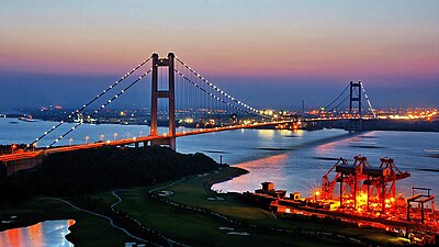 The expressway crosses the Yangtze River over the Jiangyin Suspension Bridge