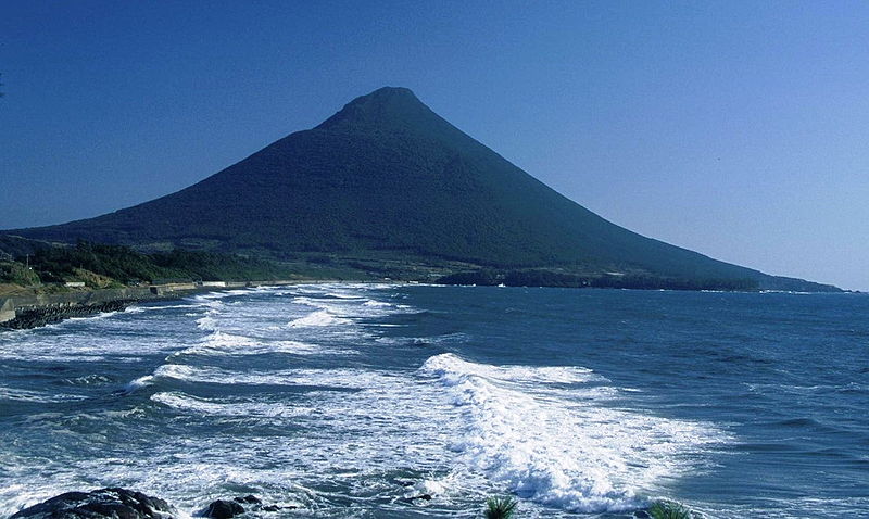 File:Kaimondake 2005 3 19.jpg