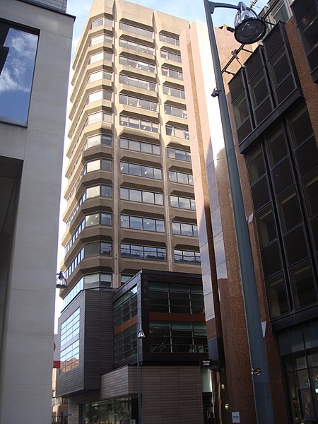 Файл:Lowry House, Manchester.jpg