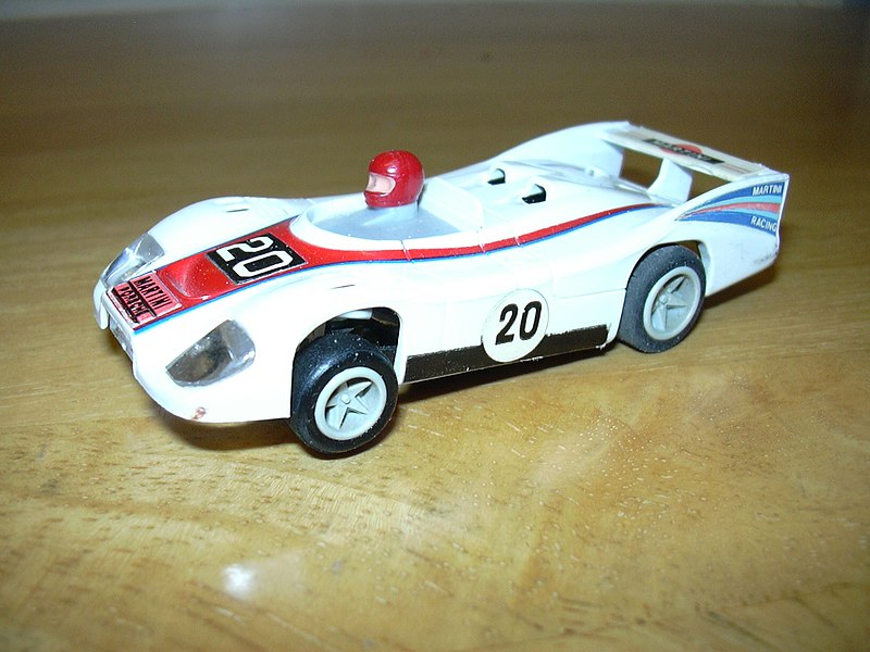 File:Martini porsche powertrack.JPG