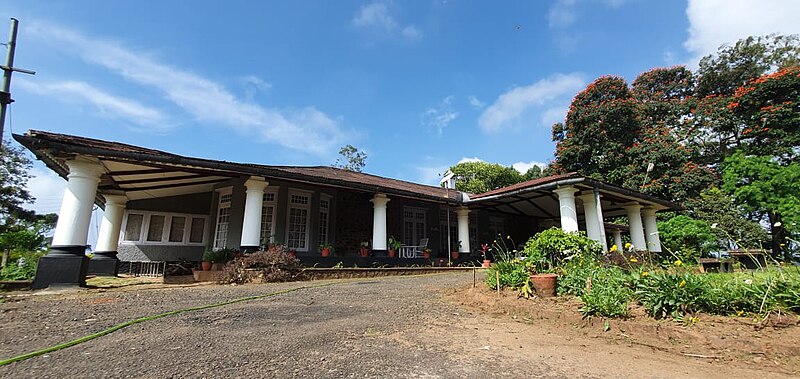 File:Pattumalay Tea Bungalow.jpg