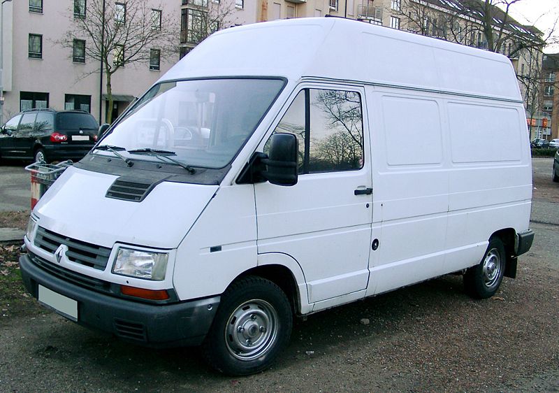 File:Renault Trafic front 20080106.jpg